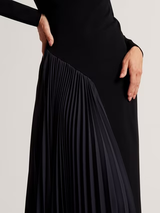 Belviee Long Sleeve A-Line Pleated Midi Dress, Black
